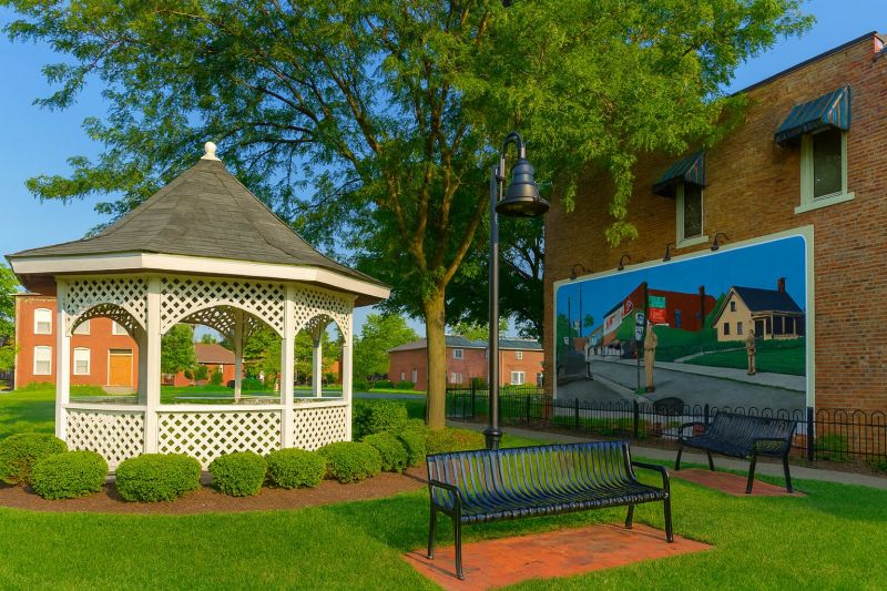 Local Aluminum Siding Service in Grove City, OH