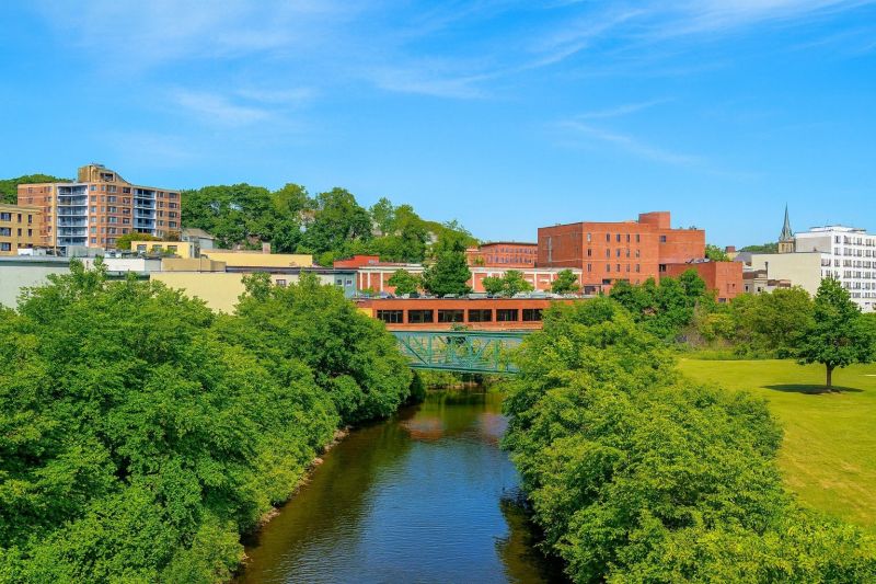 Local Commercial Siding Installation in Fitchburg, MA
