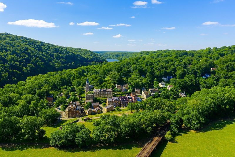 Local Insulated Siding Installation in Falls Church, VA